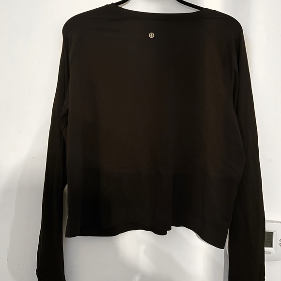 Lululemon Long Sleeve - Picture 3 of 4